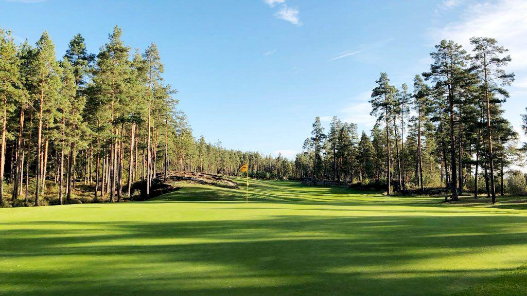 Var hittar vi Sveriges bästa golfbana?